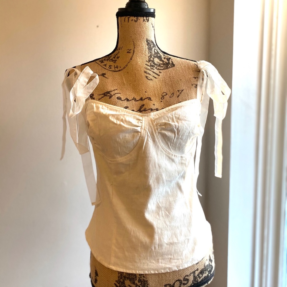 White ribbon tie top
